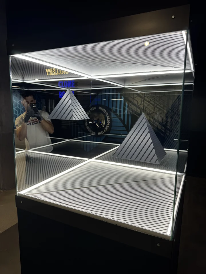 Exhibit Maintenance 8, San Diego