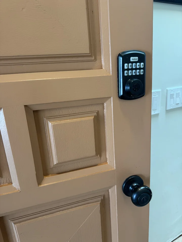 Keypad Deadbolt Installation, La Costa