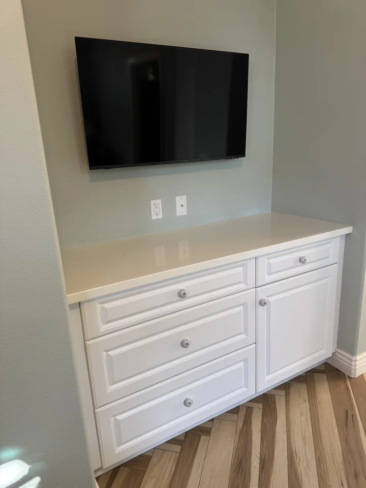 Re Finish Adu Built In Desk, Carlsbad